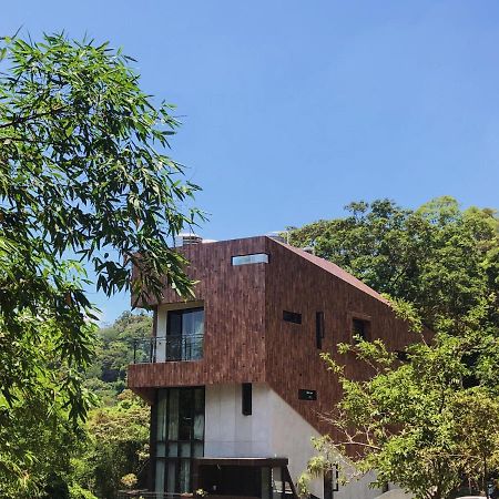 Siang Tsao Yu Chong Guest House Sanyi Bagian luar foto