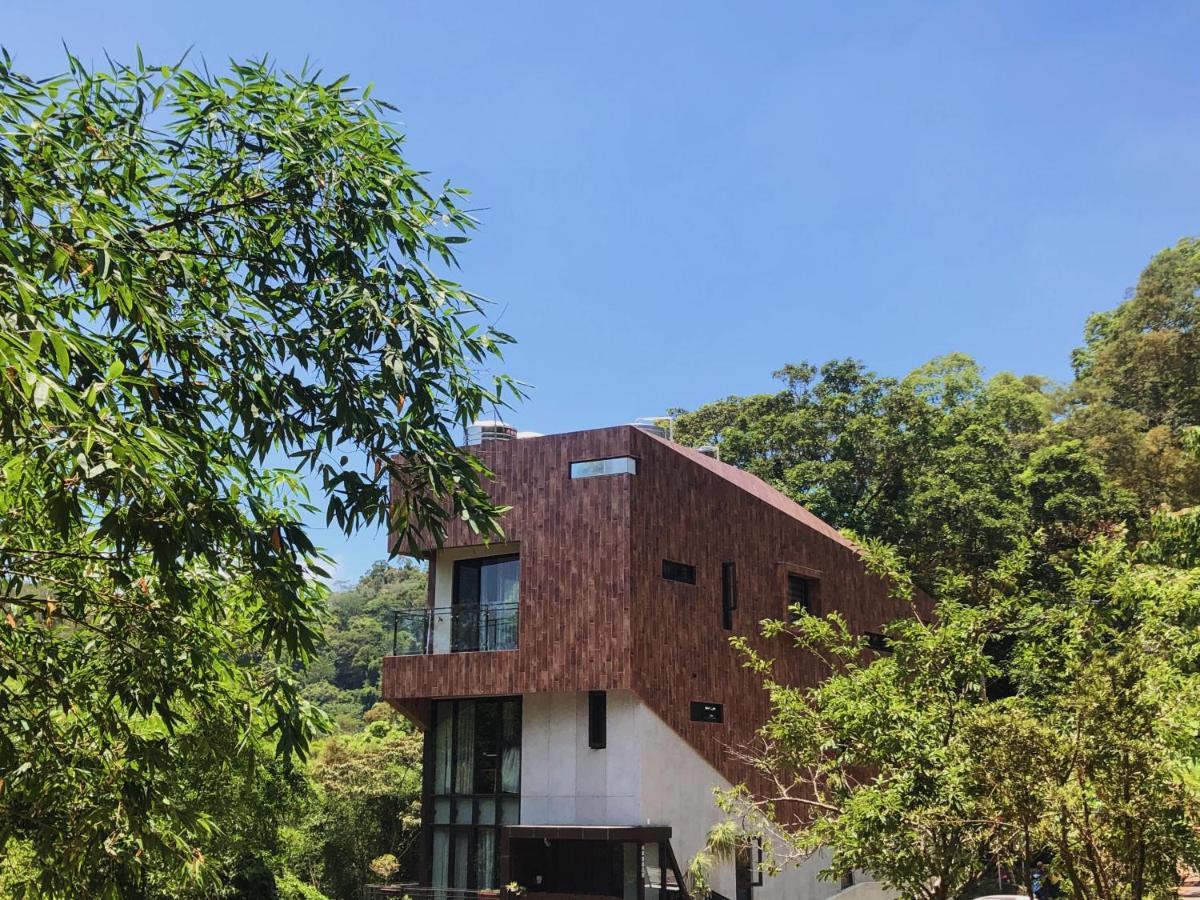 Siang Tsao Yu Chong Guest House Sanyi Bagian luar foto