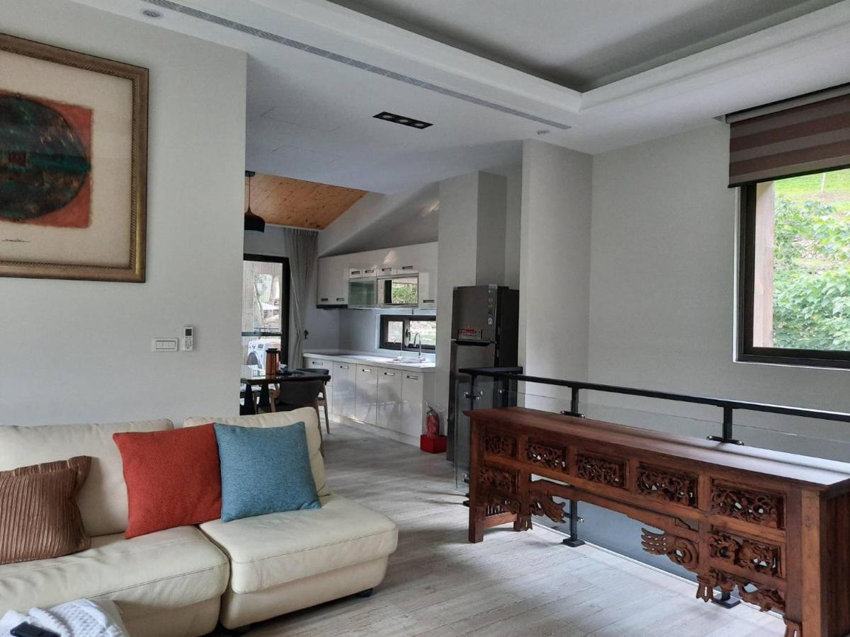 Siang Tsao Yu Chong Guest House Sanyi Ruang foto
