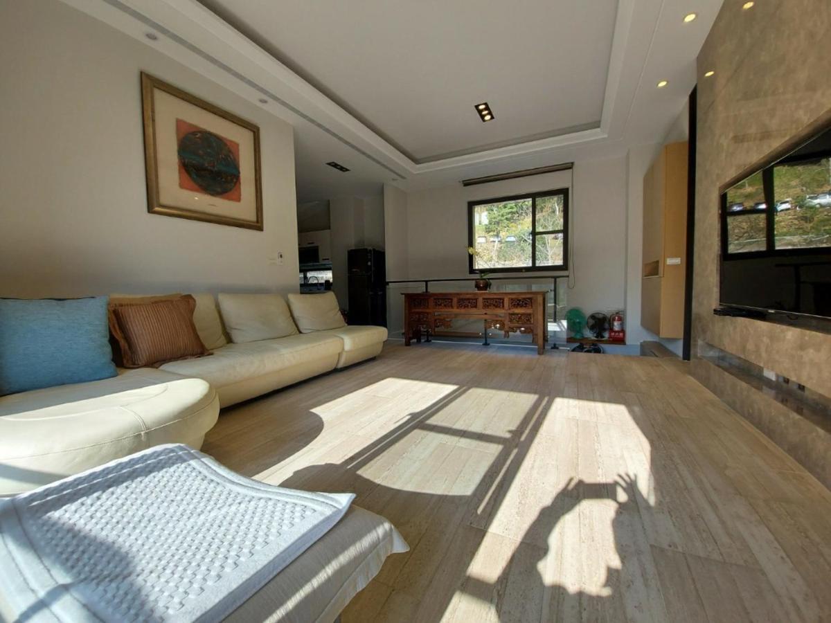 Siang Tsao Yu Chong Guest House Sanyi Bagian luar foto